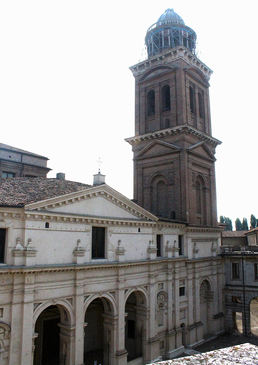 facciata e campanile_santa_barbara_ducale_mantova_terremoto_2012_hesutech